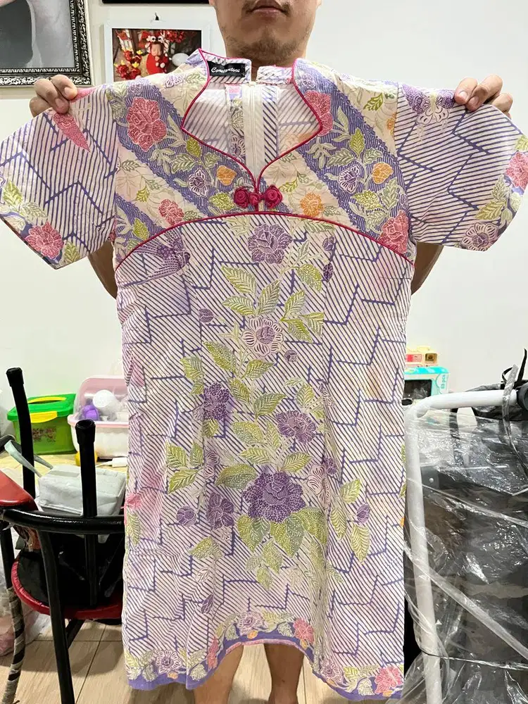 Gaun Wanita Batik Cheongsam Preloved - Dress Casual dengan Desain Unik