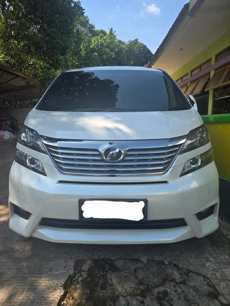 Toyota Vellfire 2011 Bensin