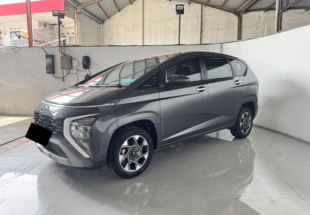 Hyundai Stargazer Prime At pemakaian 2023 km 20 rb