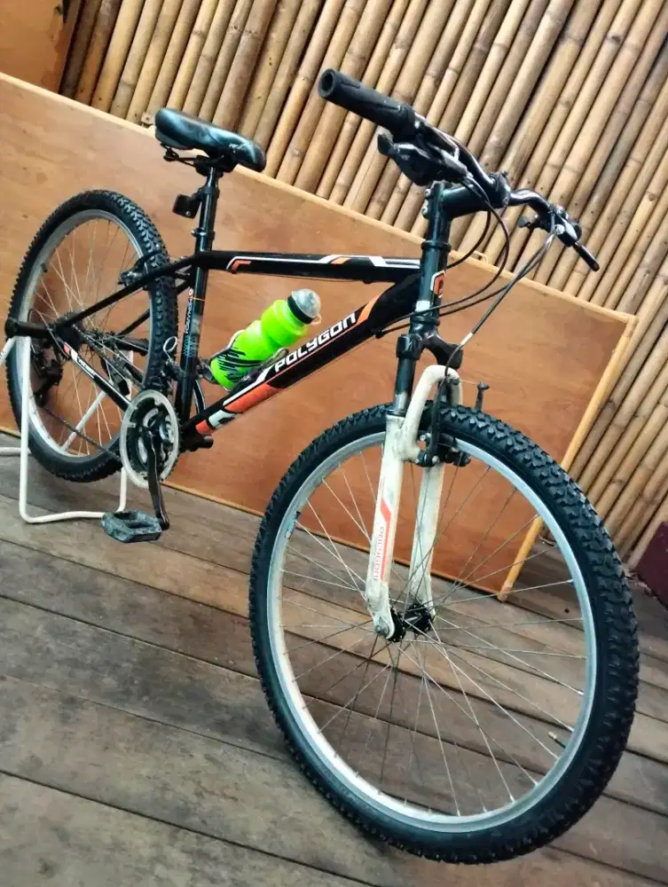 Sepeda bekas Polygon monarch 2