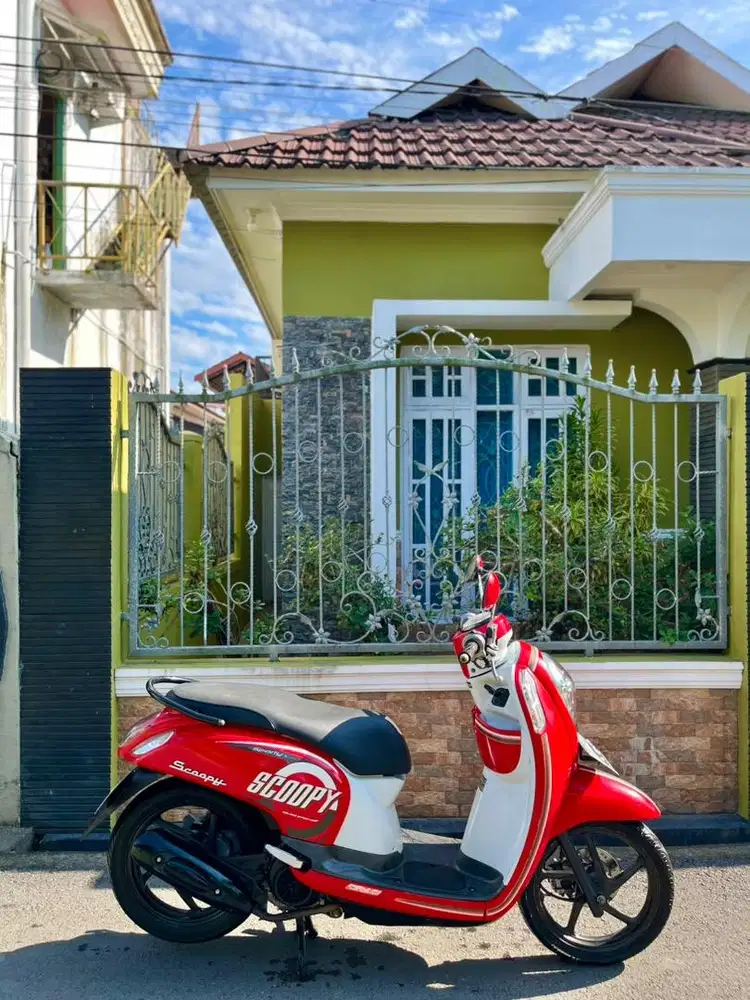HONDA SCOOPY 2016 ISTIMEWA