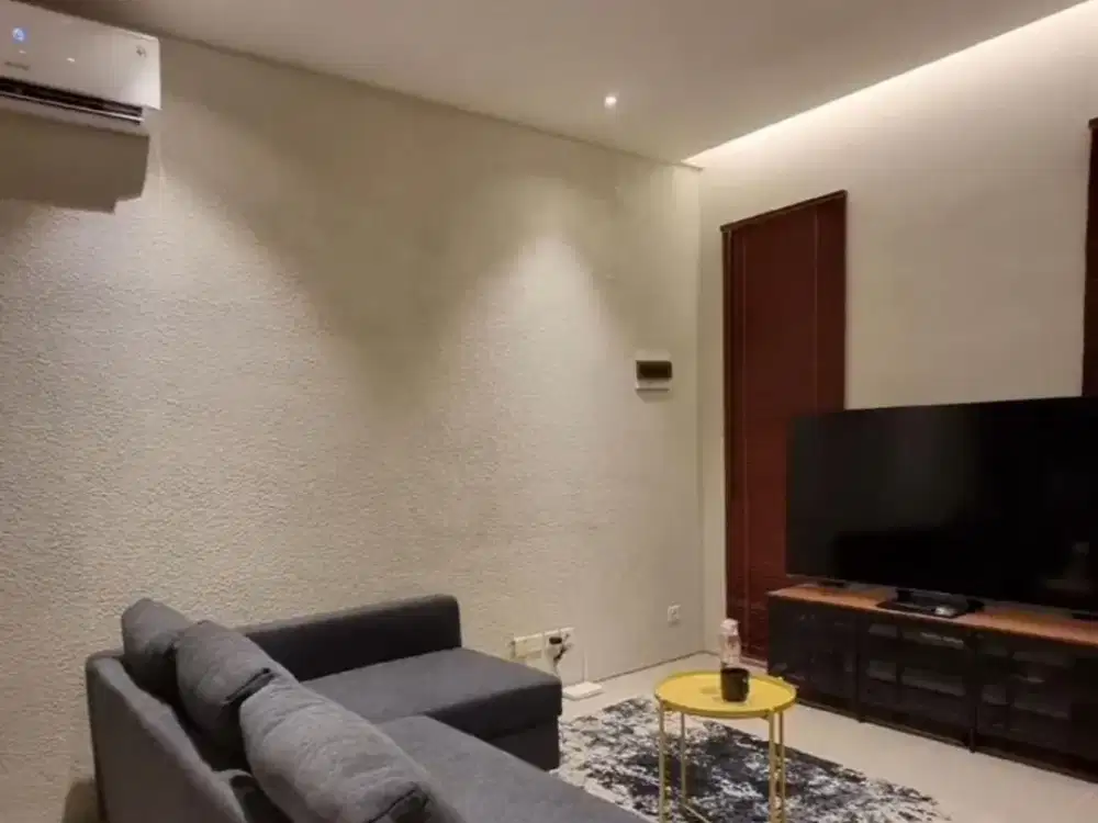 Dijual Rumah 2 Lantai Siap Huni di Kawasan Premium Citra Garden Puri, Jakarta Barat (Yuk095)