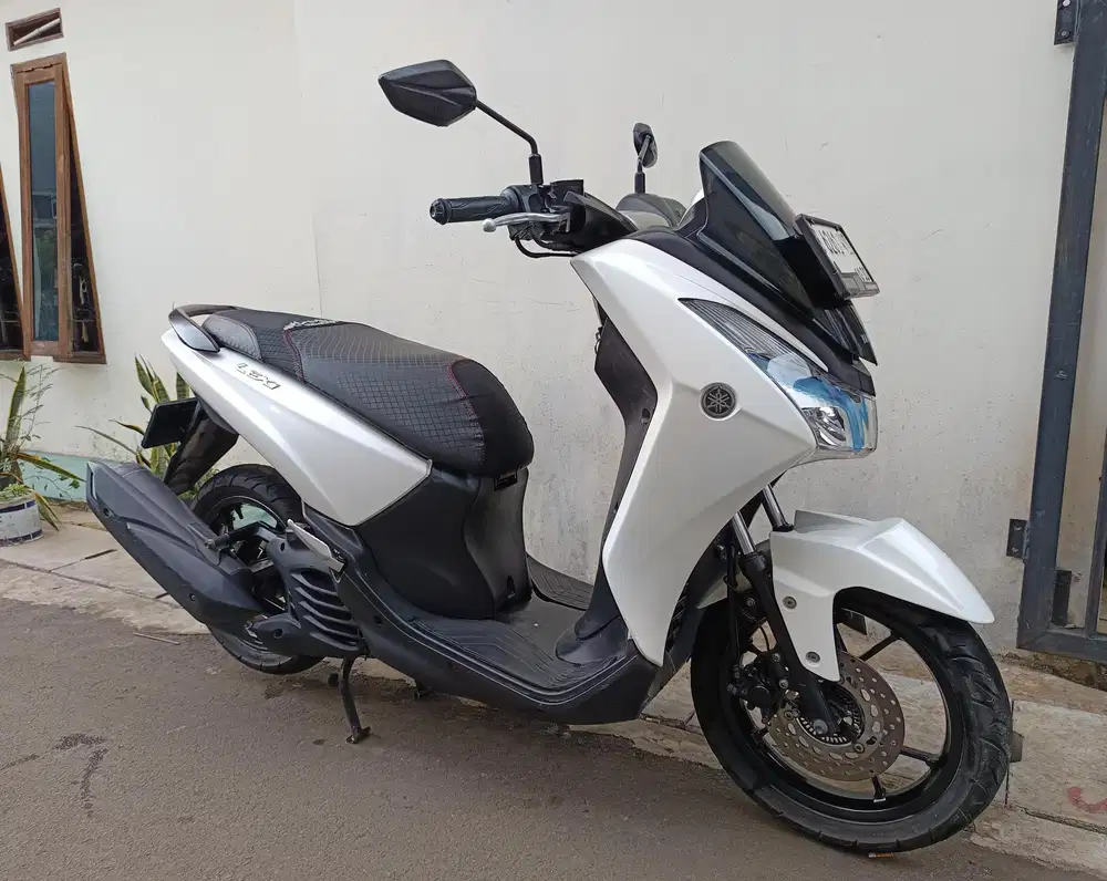 Yamaha lexi 2019 lengkap mesin halus