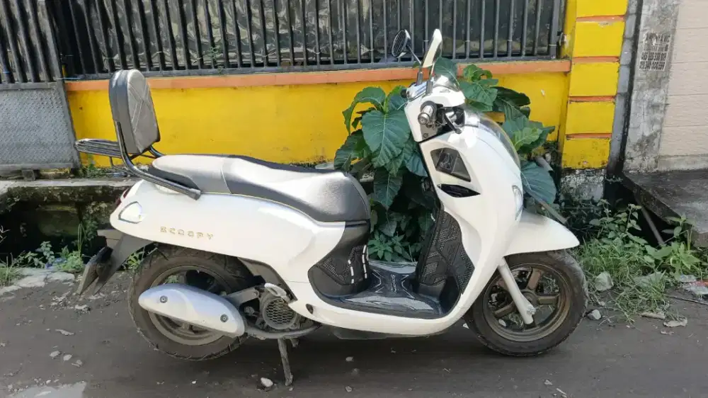 Jual Scoopy tahun 2025