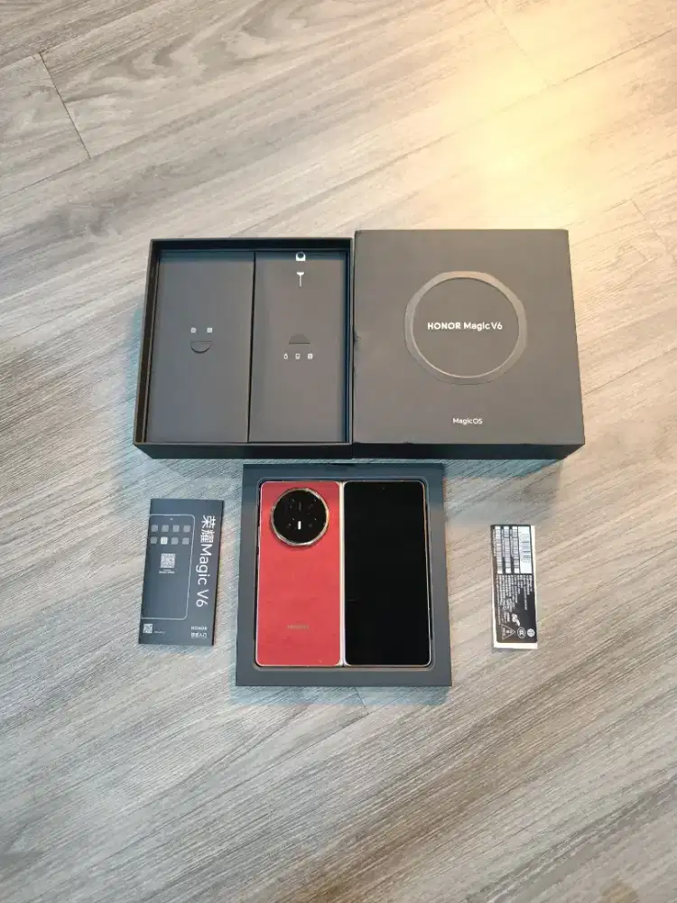 Honor magic V6 red 16/1tb china rom merah like new rebutan
