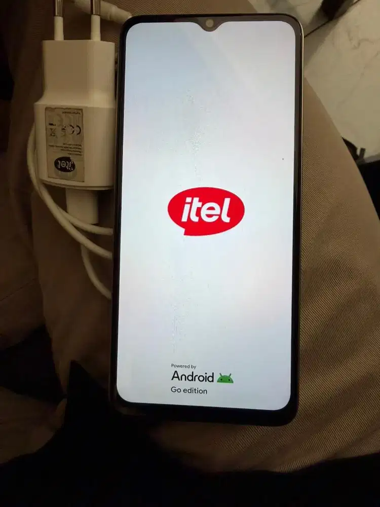 Itel a50 4/64 like new lngkp no minus Tt masuk