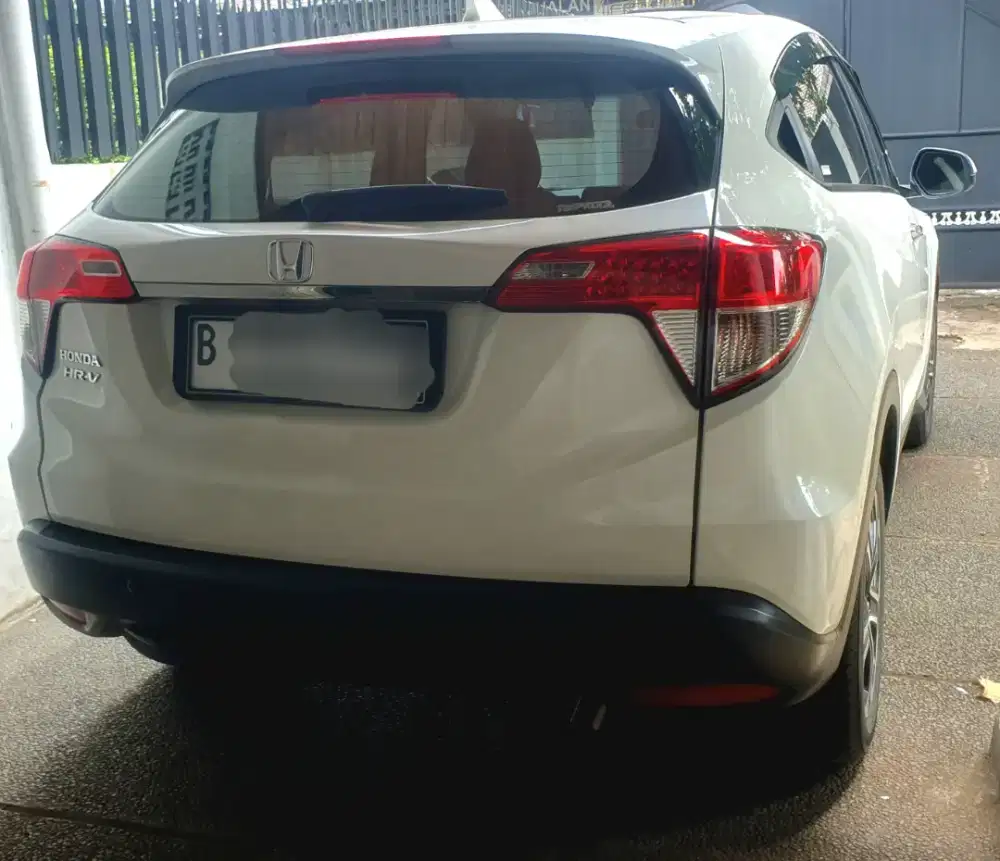 Km 32 rb ! Honda HRV SE putih 2020 AT