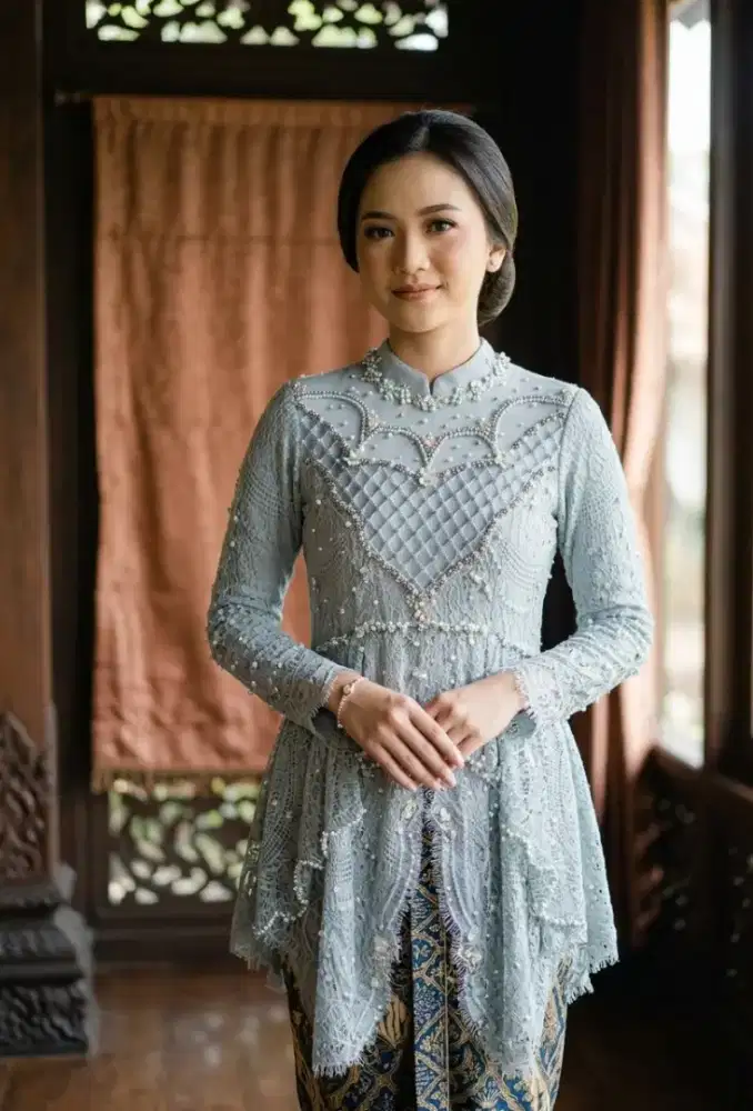 Kebaya Ivory Ice Blue