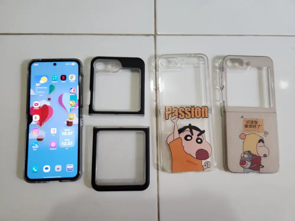 Samsung Galaxy Flip 5 RAM 8 256 GB