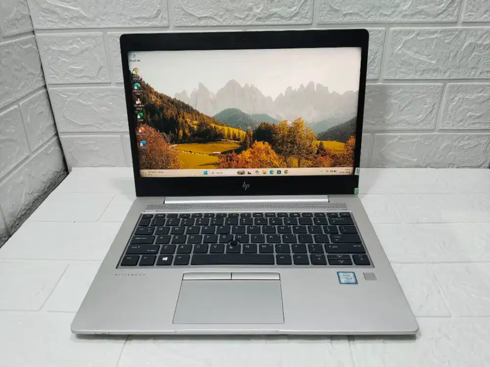 Laptop Hp Core i5-8365U Ram 8 GB SSD 128 GB Mulus
