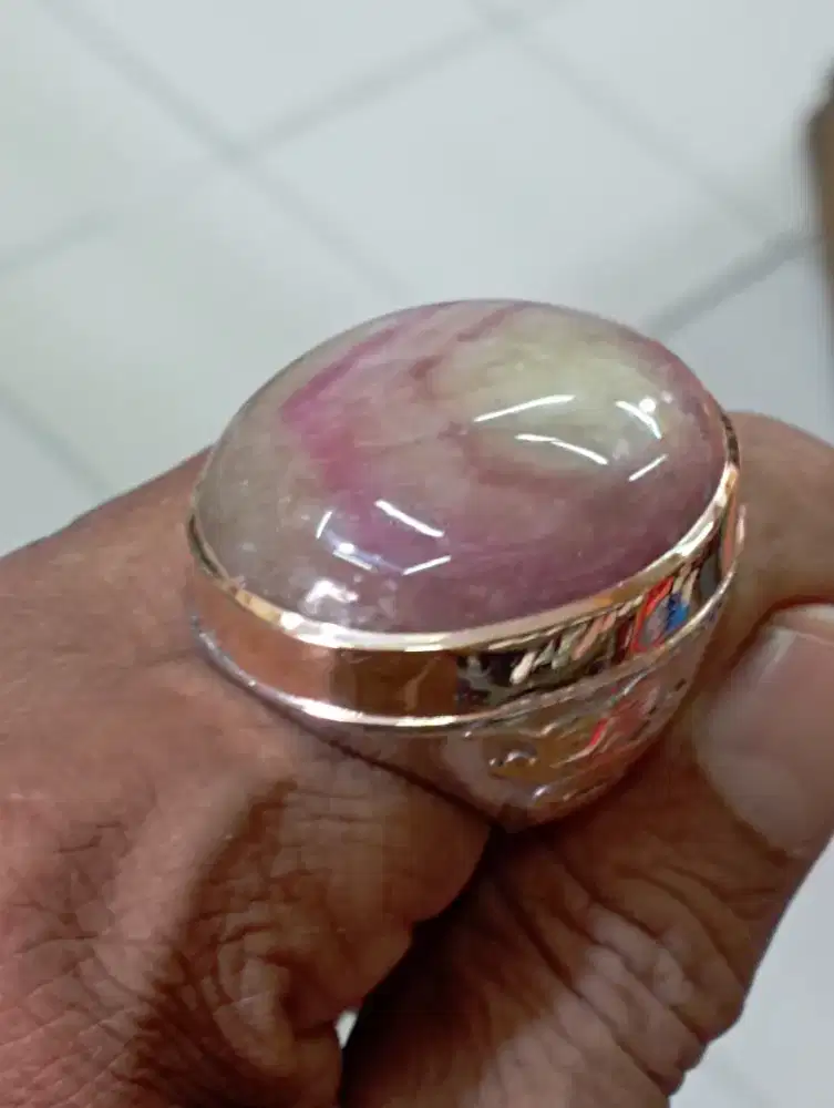 Di jual bermacam batu cincin. Ruby. Sdh gading .garut.