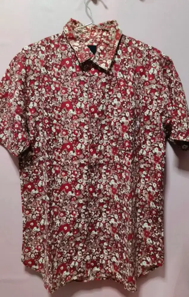 Kemeja floral salt n papper