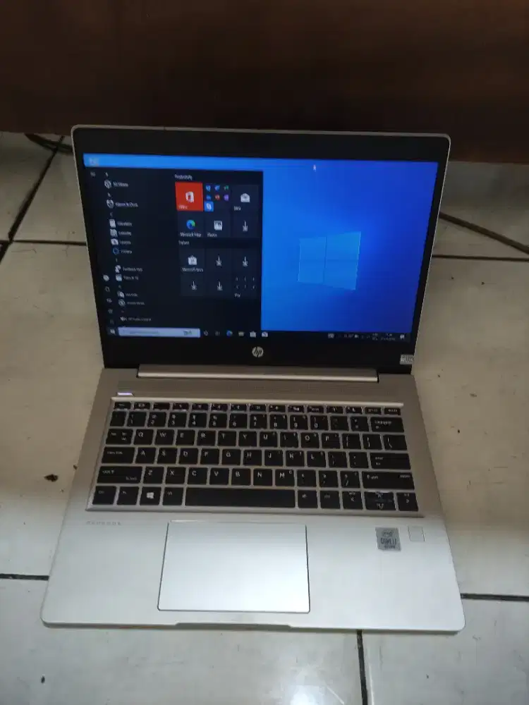 Laptop HP probook 430-G7 core i7-gen10 Ram 16GB ssd 256GB Kyb nyala