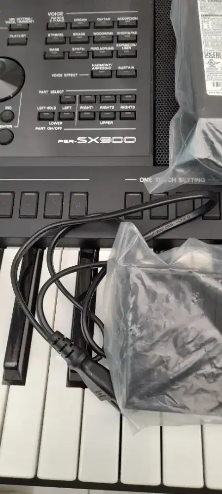 YAMAHA PSR SX900 LIKENEW DOS ADA PIANO PSR SX 900 SIAPA MEMERLUKANNYA