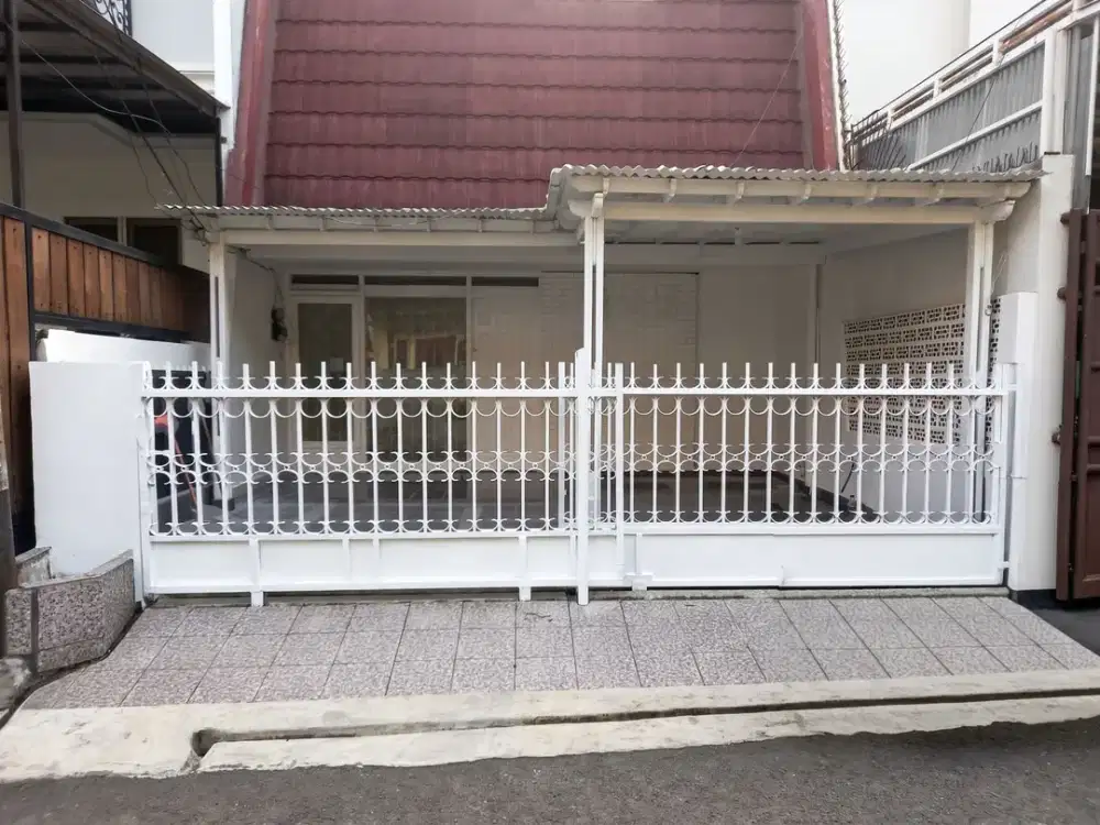 Rumah Satu Lantai Lokasi Eksklusif di Pondok Indah Jaksel GB-18341