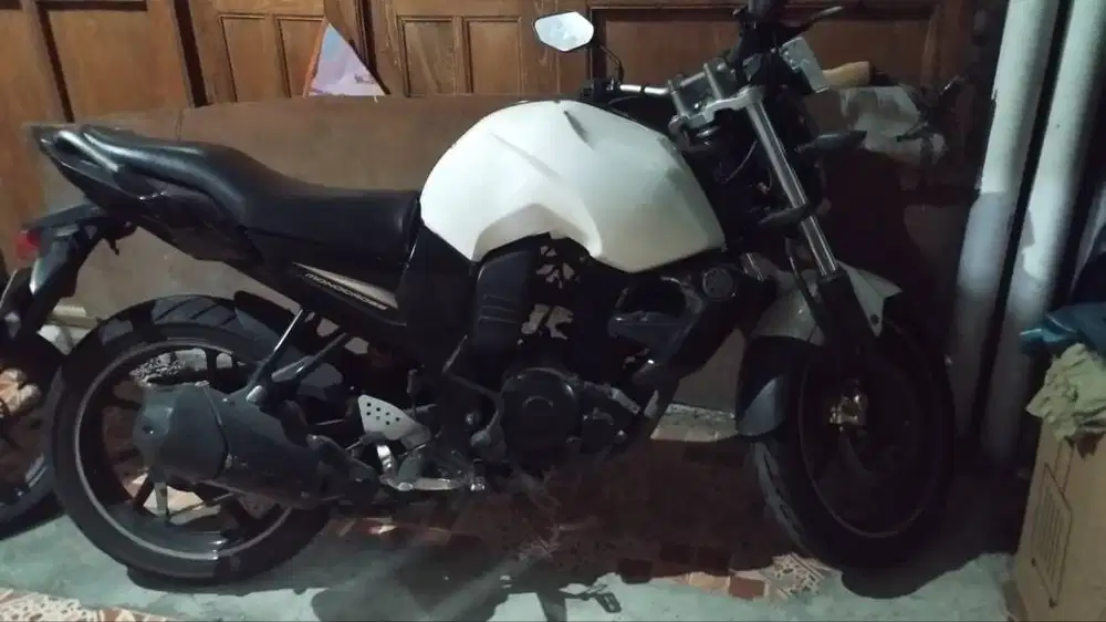 Yamaha Byson Putih 2012
