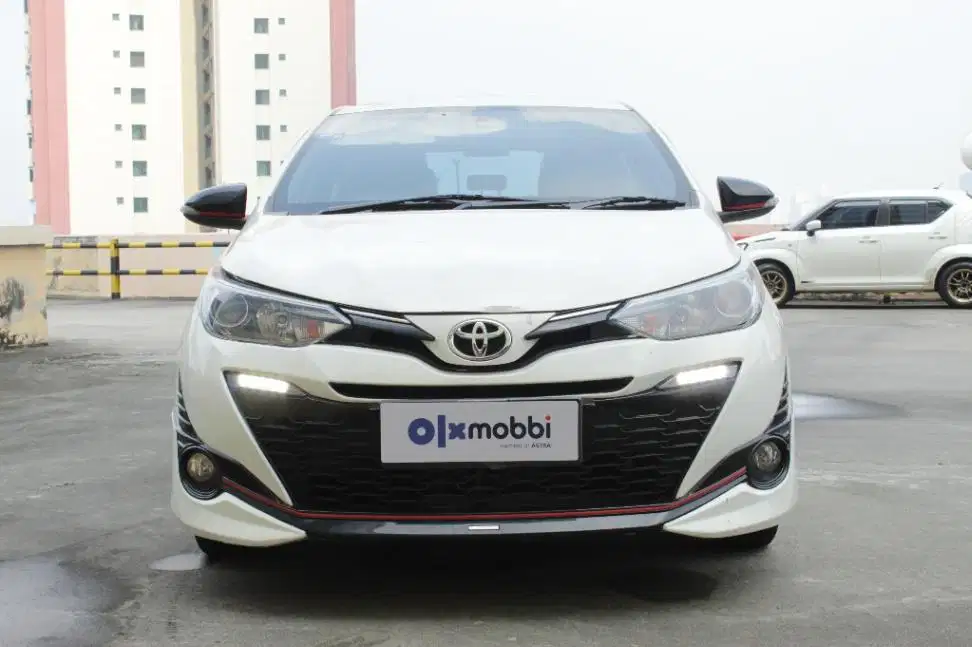 CASH TEMPO!* 0% Bunga Toyota Yaris 1.5 TRD Sportivo-AT Putih 2018