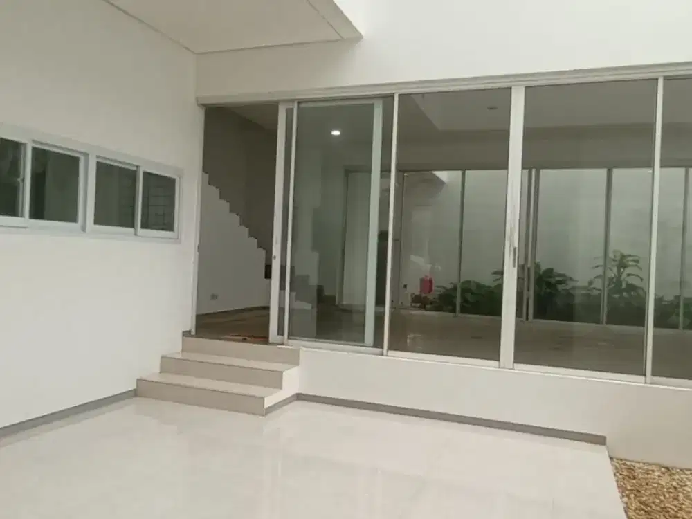 Disewakan Rumah Komplek Puri Media Kembangan Jakarta Barat
