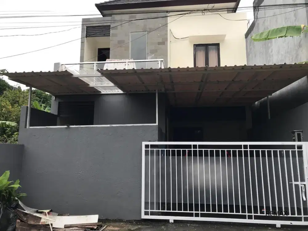 Rumah Modern Elegan 2 Lantai Dijual, di Denpasar Selatan