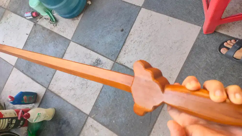 Pedang Wushu kayu