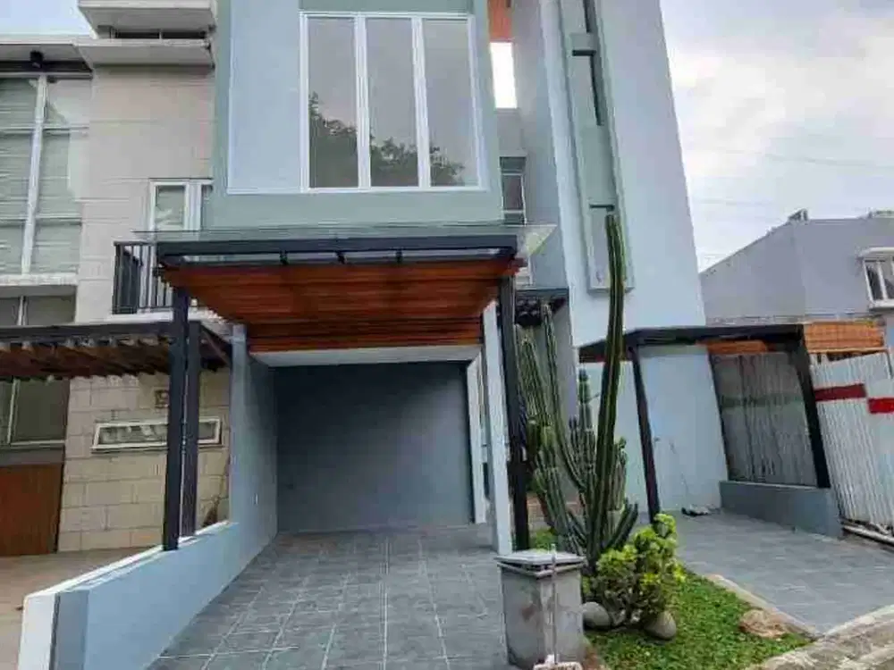 Rumah Kebayoran Piazza with Rooftoof SDH renov total siap huni Bgt selangkah ke masjid club house