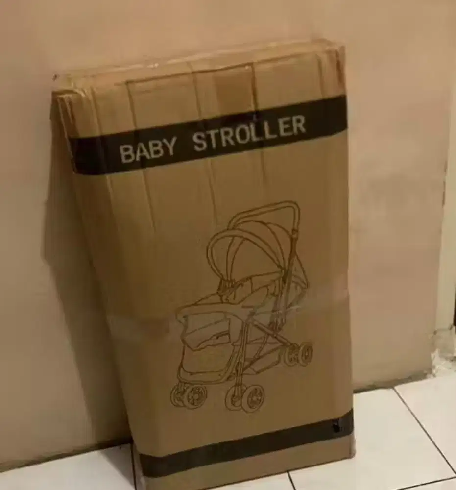 Dijual baby stroller beige warna hitam