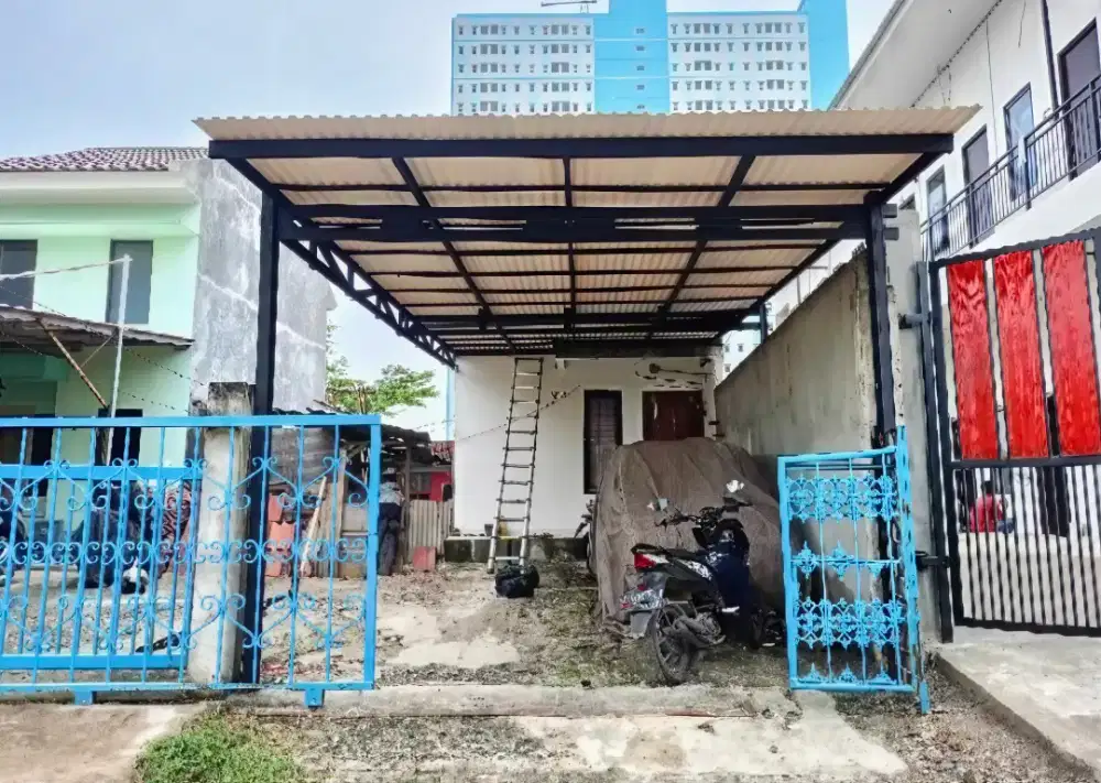 Kanopi baja ringan dan garasi