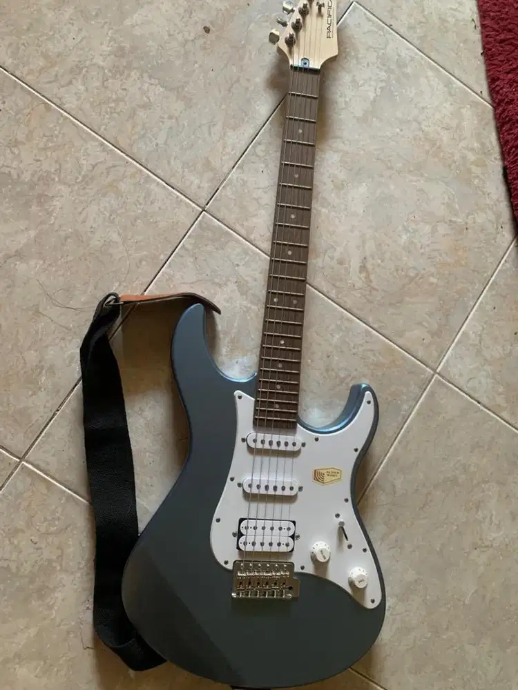 yamaha pacifica 112j