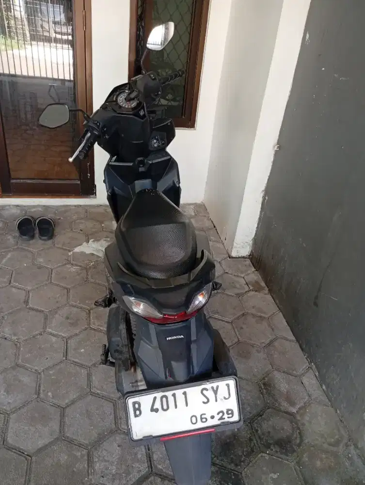 Jual motor beat pemakaian baru 2 thun msih gress jarang dipake,