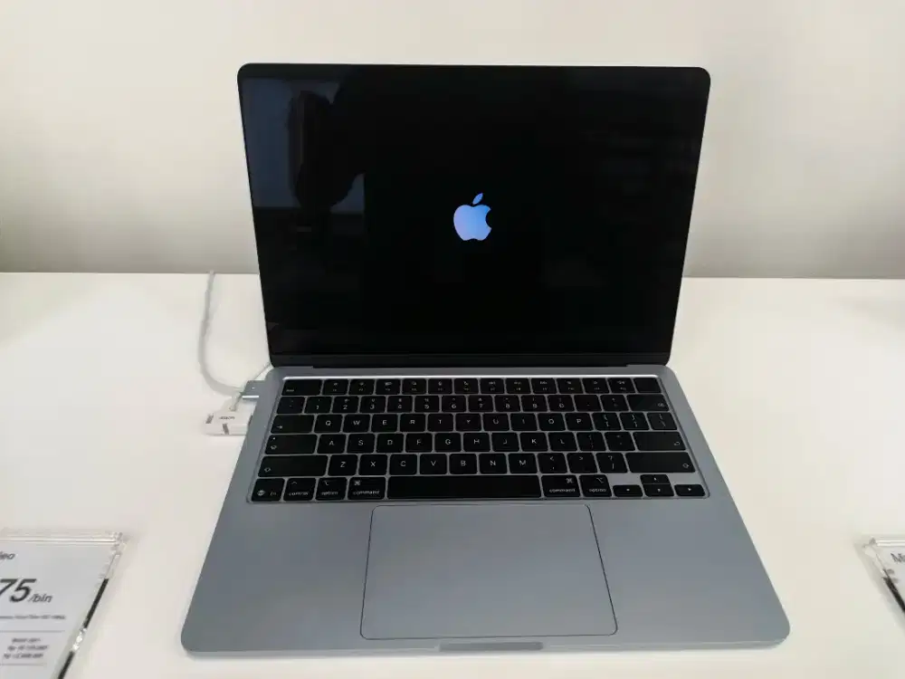 Ready Macbook Air M5 cicilan Home credit free 2x angsuran