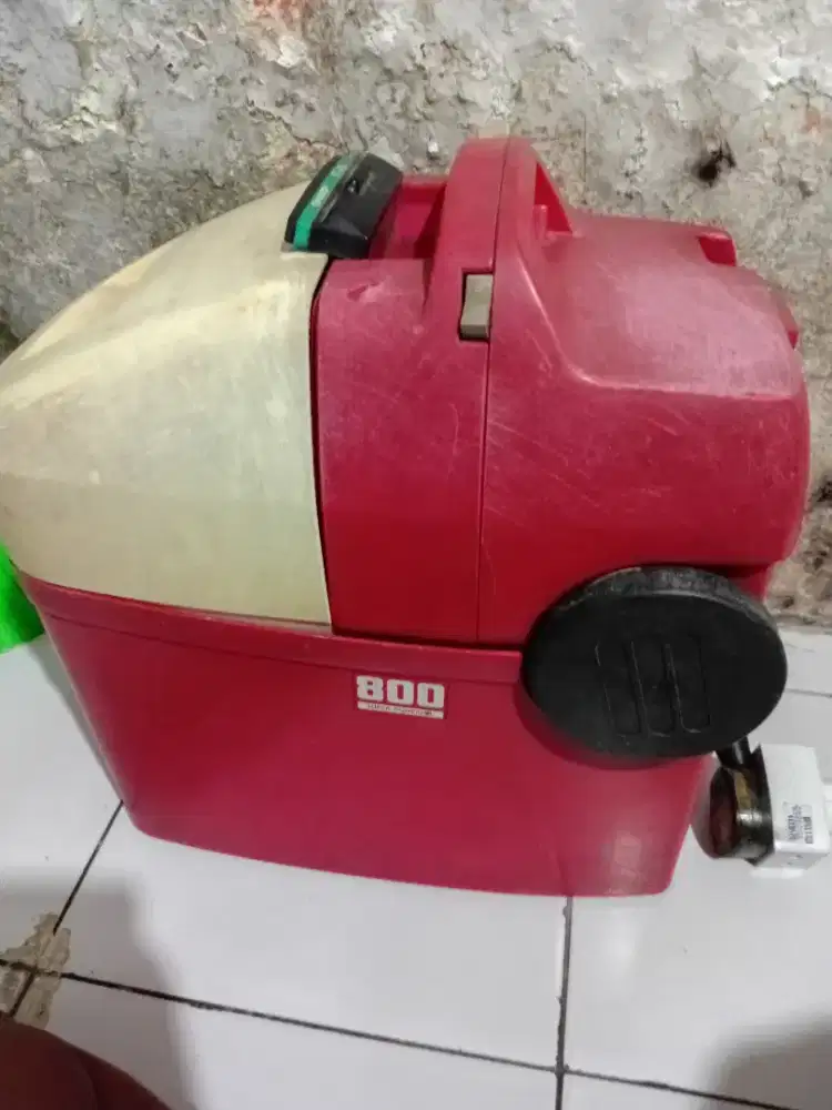 Vacum cleaner second merk sharp normal