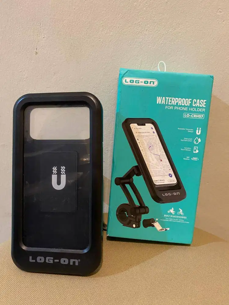 Holder HP Motor Waterproof Anti Hujan Merk LOG-ON