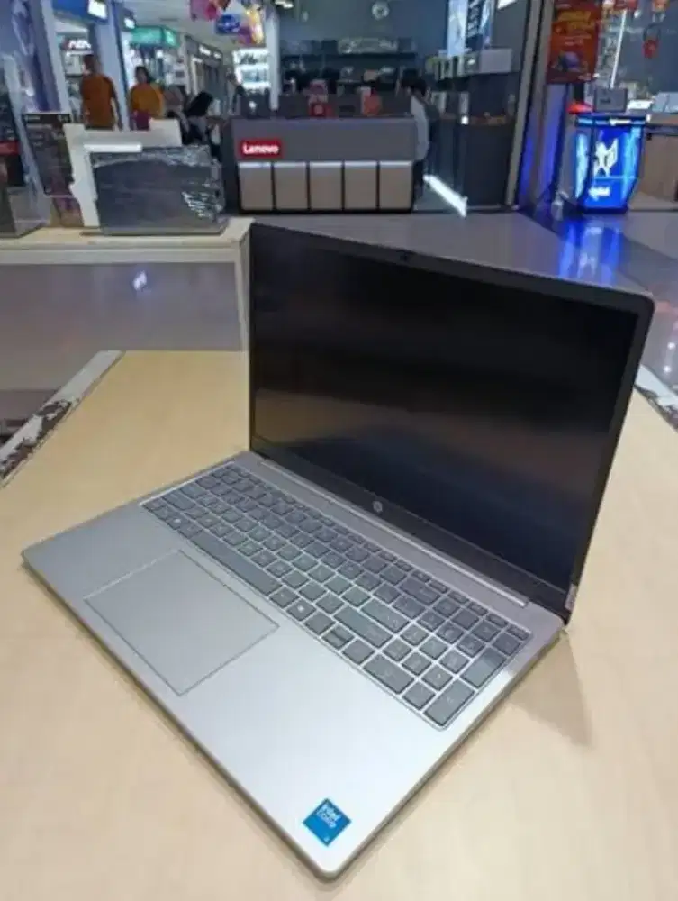 HP 15 INTEL I5 1334U 8GB 512GB 15.6 WIN11HOME SILVER NEGO TIPIS