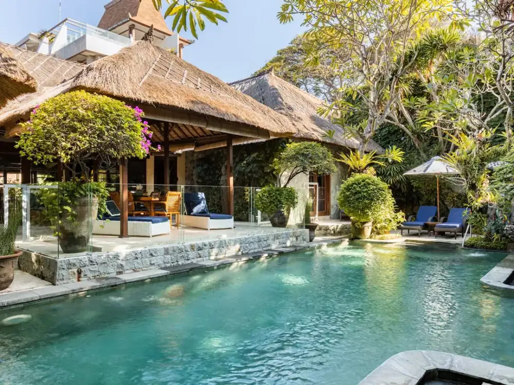 PROFITABLE LUXURY VILLA IN PRIME TOURISM SANUR