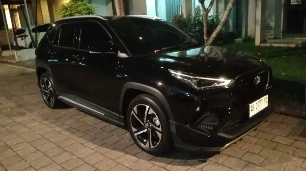 (km1rb)Yaris cross GR hybrid TSS 2026/2027
