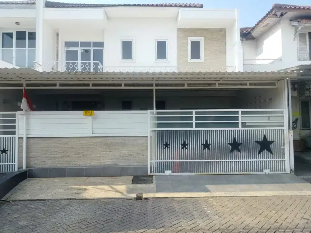 DI JUAL  RUMAH 2 LANTAI RAPI SIAP HUNI PULAU DEWA MODERNLAND