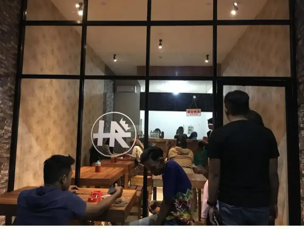 Kaca alumenium / partisi alumenium buat toko