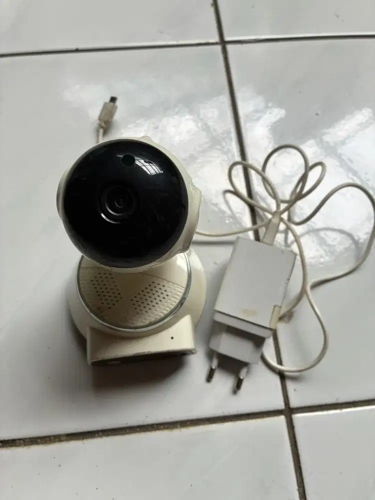 CCTV Wifi Standing