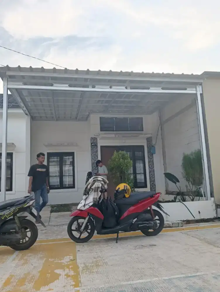 Kanopi baja ringan
