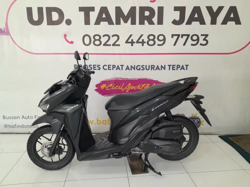 HONDA VARIO 125 ISS LED 2022 BLACK