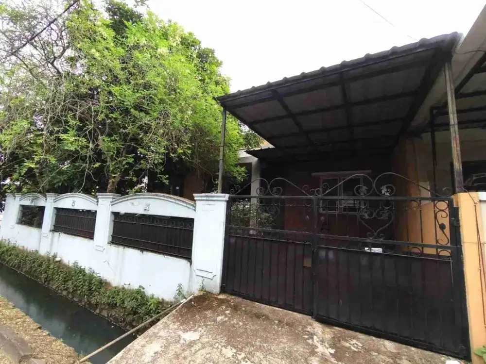 Dijual Rumah 1,5 Lantai Halaman Luas Di Serpong Villa Melati Mas