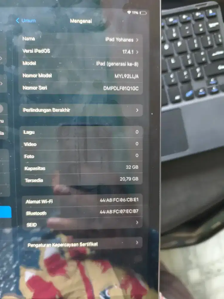 Ipad 8 32Gb wifi only mulus lngkp bonus keyboard klo gk nego bs TT HP