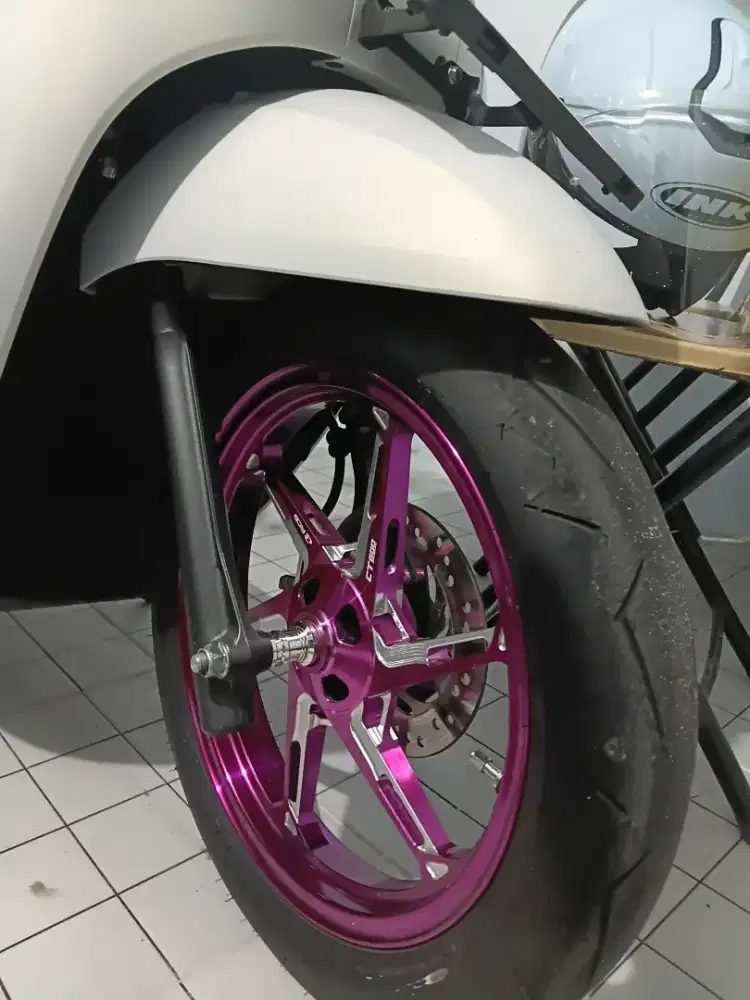 Velg Rcb ring 14