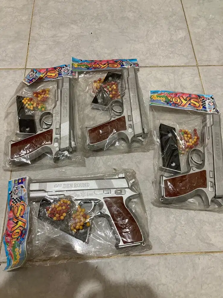 pistol plastik mainan tembak jadul