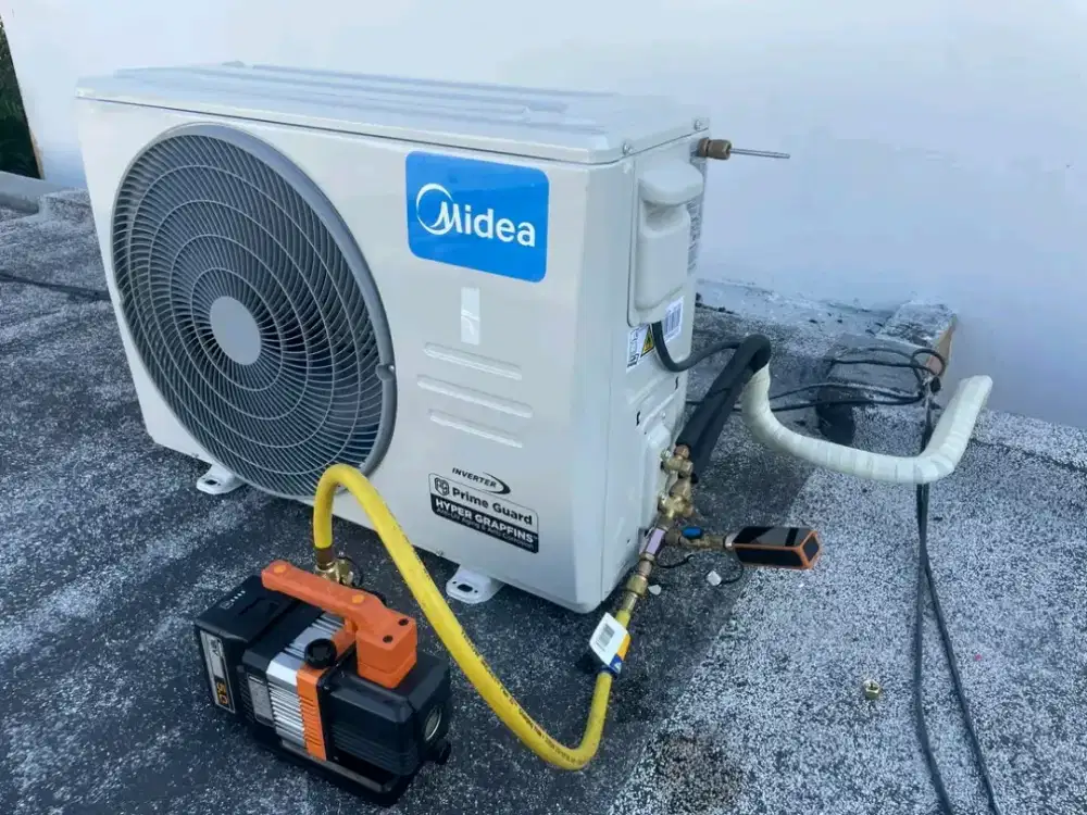 Service AC bongkar pasang AC cuci AC service kulkas DLL JABODETABEK