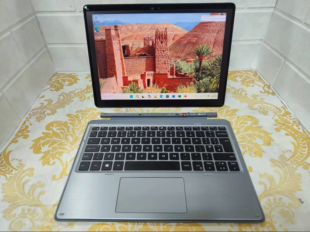 LAPTOP TABLET DELL 7200 CORE I5 GEN8 RAM 16GB SSD 256GB WIN 11 PRO