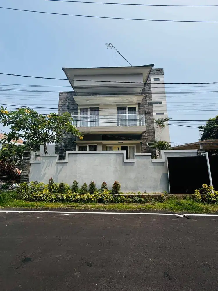 Jual rumah full furnish
