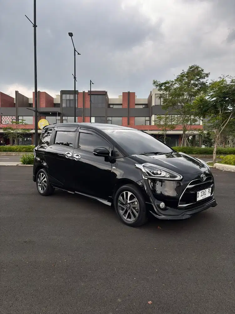 Toyota Sienta 2016 Bensin