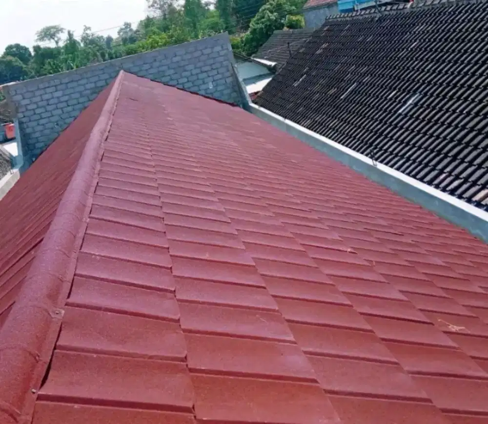 Atap baja ringan terpasang