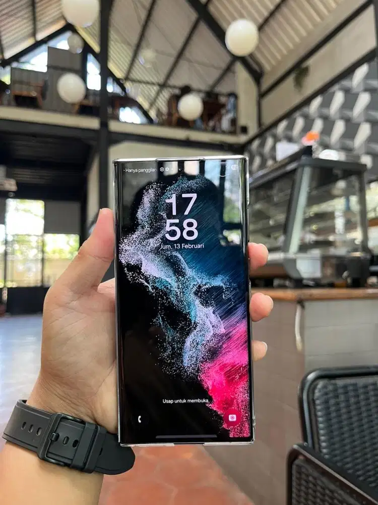Samsung Galaxy S22 Ultra 5G Ex resmi sein 12/256 gb Fullset No minus